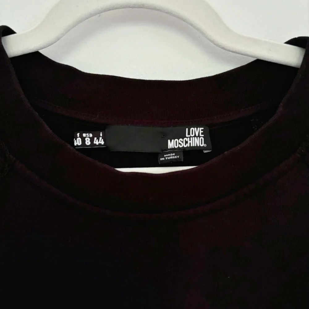 Love Moschino Black Sweatshirt dress love satin patch lace short sleeves Size  8 - Picture 4 of 8